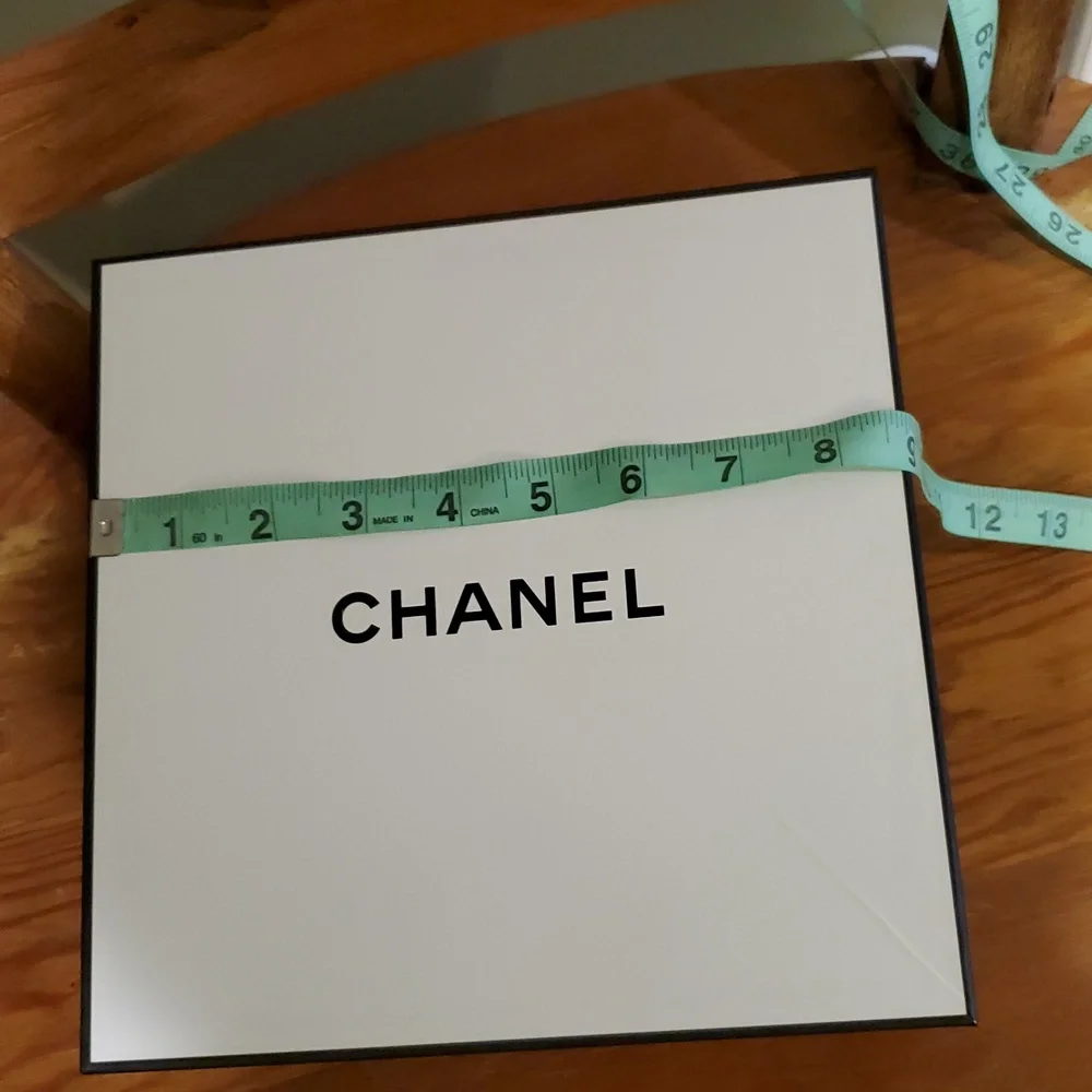 Empty Black and White Chanel Gift Box - Picture 8 of 11
